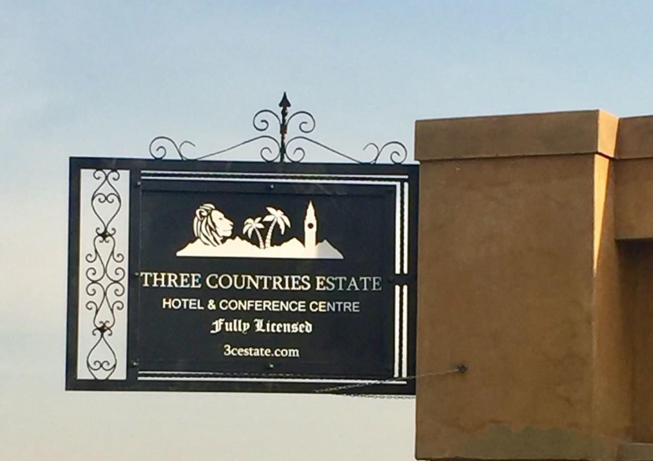 The Three Countries Estate Hotel Benoni Bagian luar foto