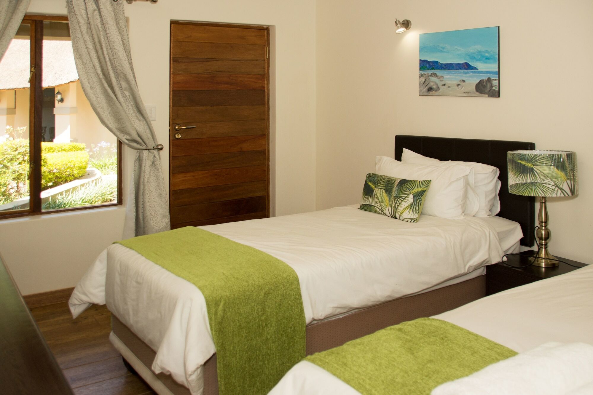 The Three Countries Estate Hotel Benoni Bagian luar foto